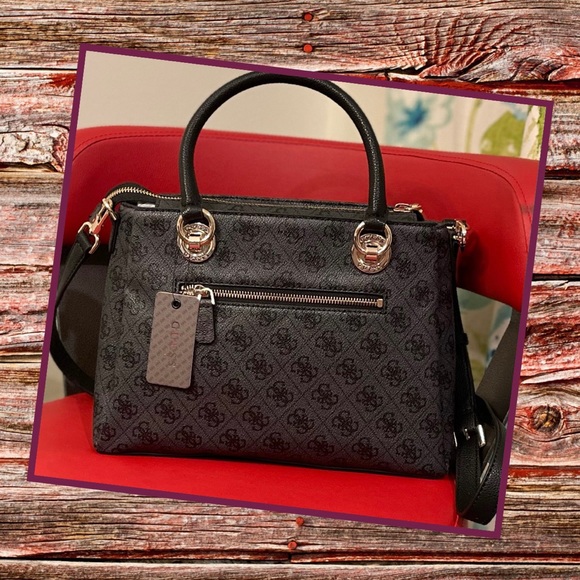 SOLD GUESS Crossbody - Picture 3 of 5